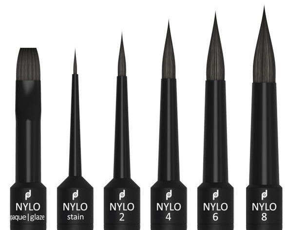 Nylo brush